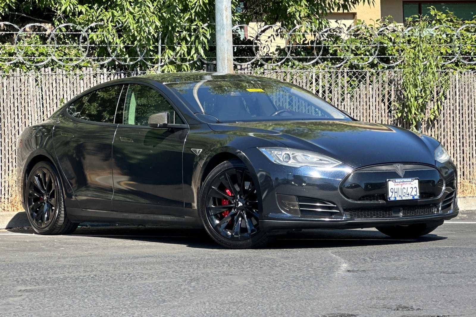Used 2016 Tesla Model S P90D with VIN 5YJSA1E48GF131227 for sale in Brentwood, CA