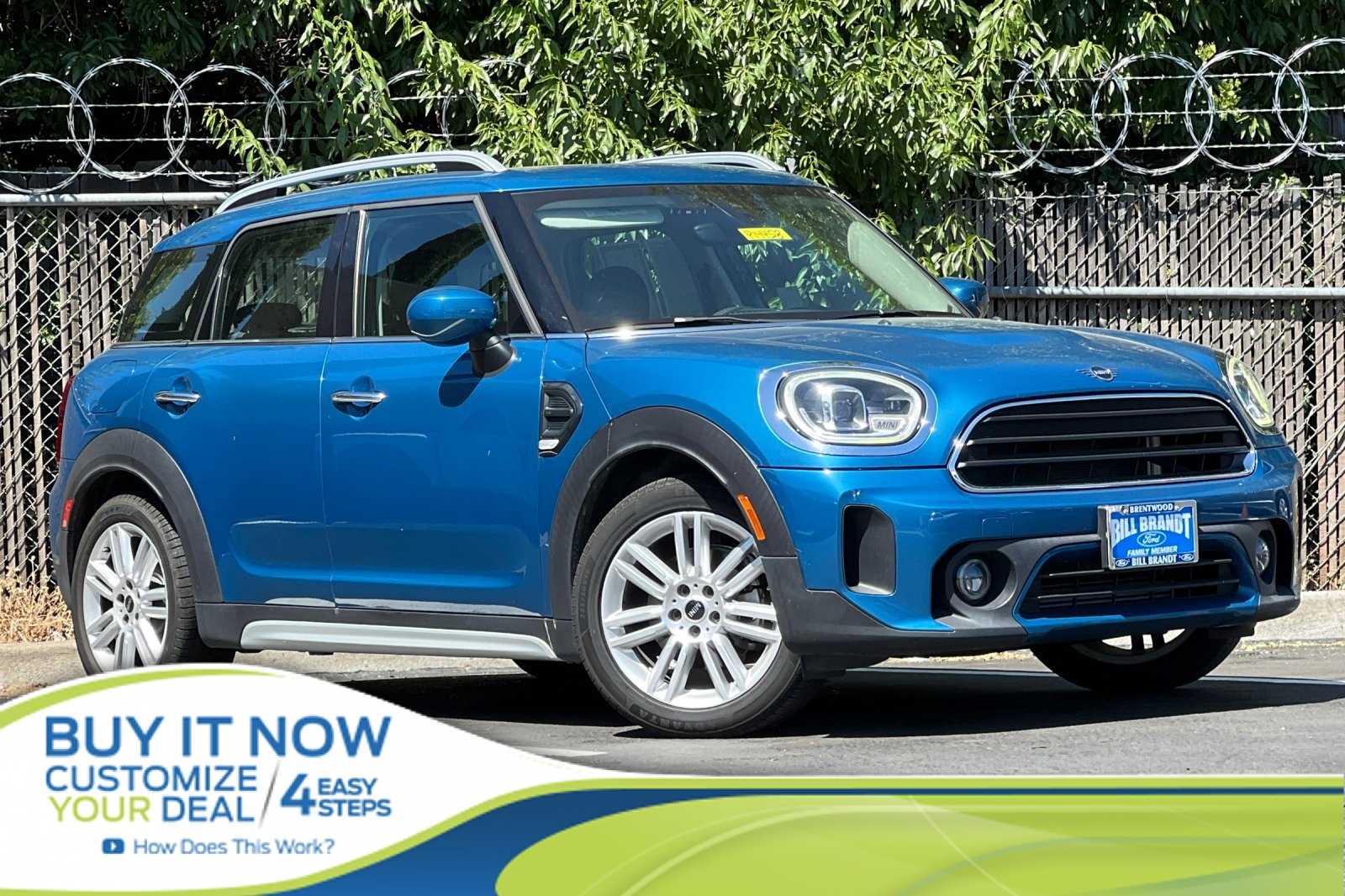 2022 MINI Countryman Base's photo