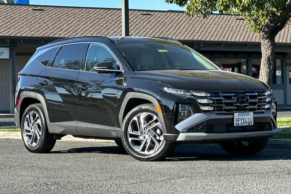 Used 2025 Hyundai Tucson Hybrid Limited SUV