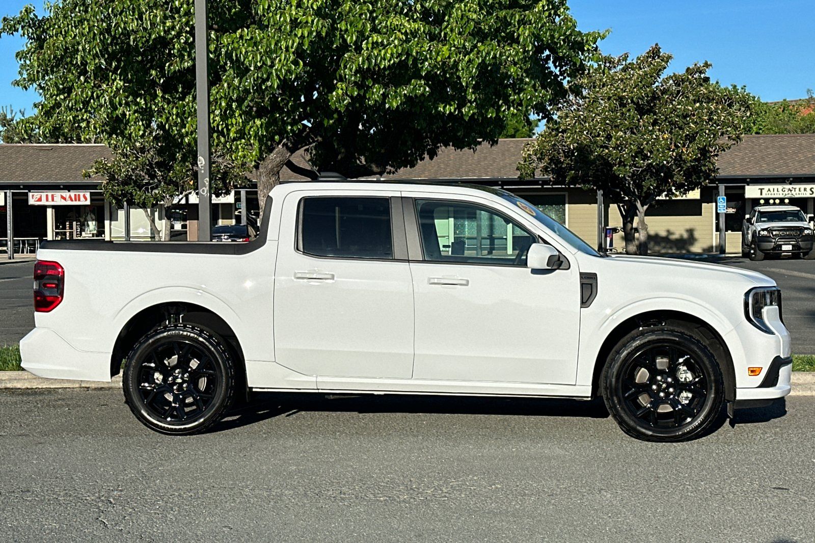 2025 Ford Maverick Lobo Standard photo 4