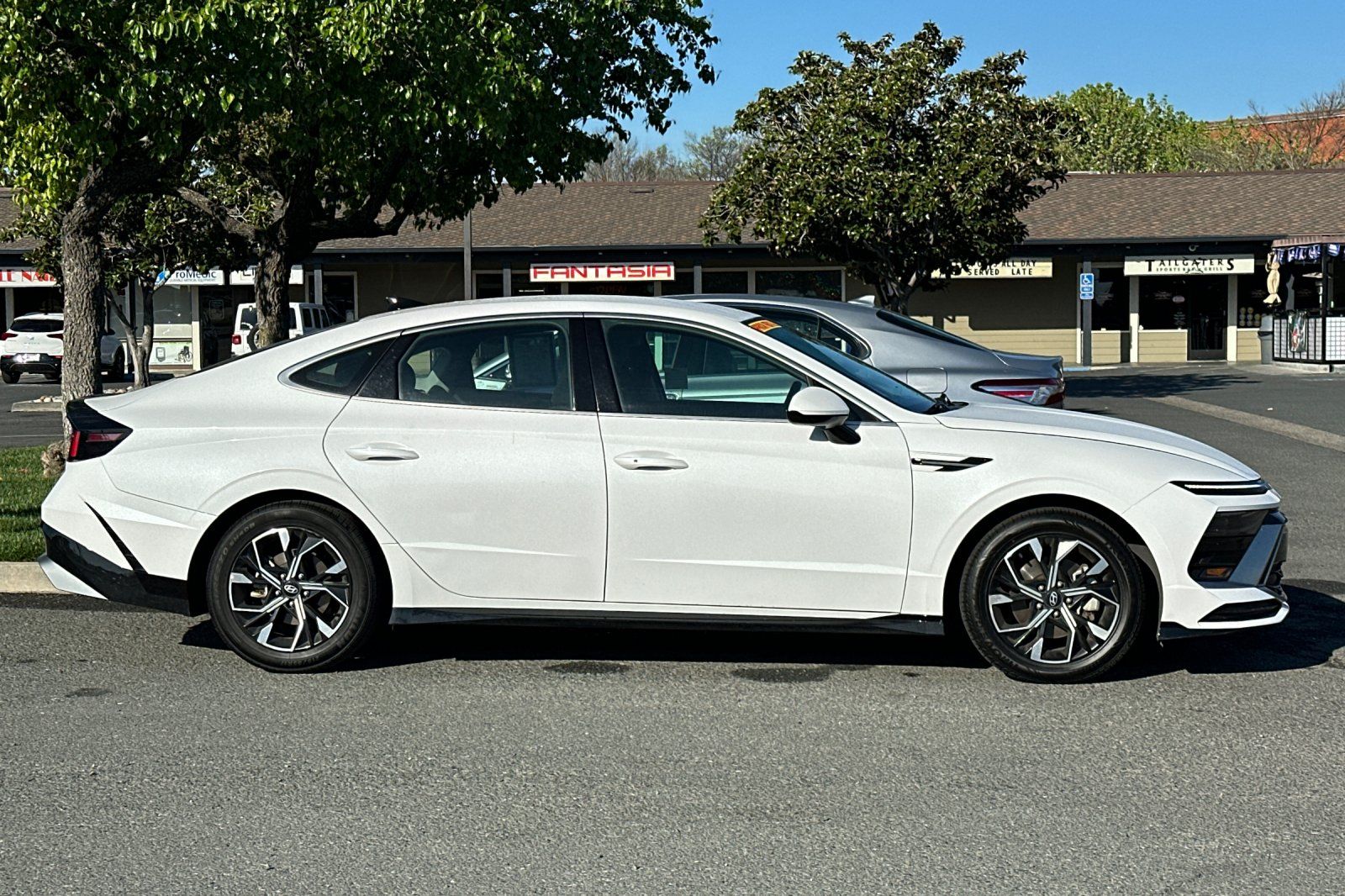 2024 Hyundai Sonata SEL photo 5