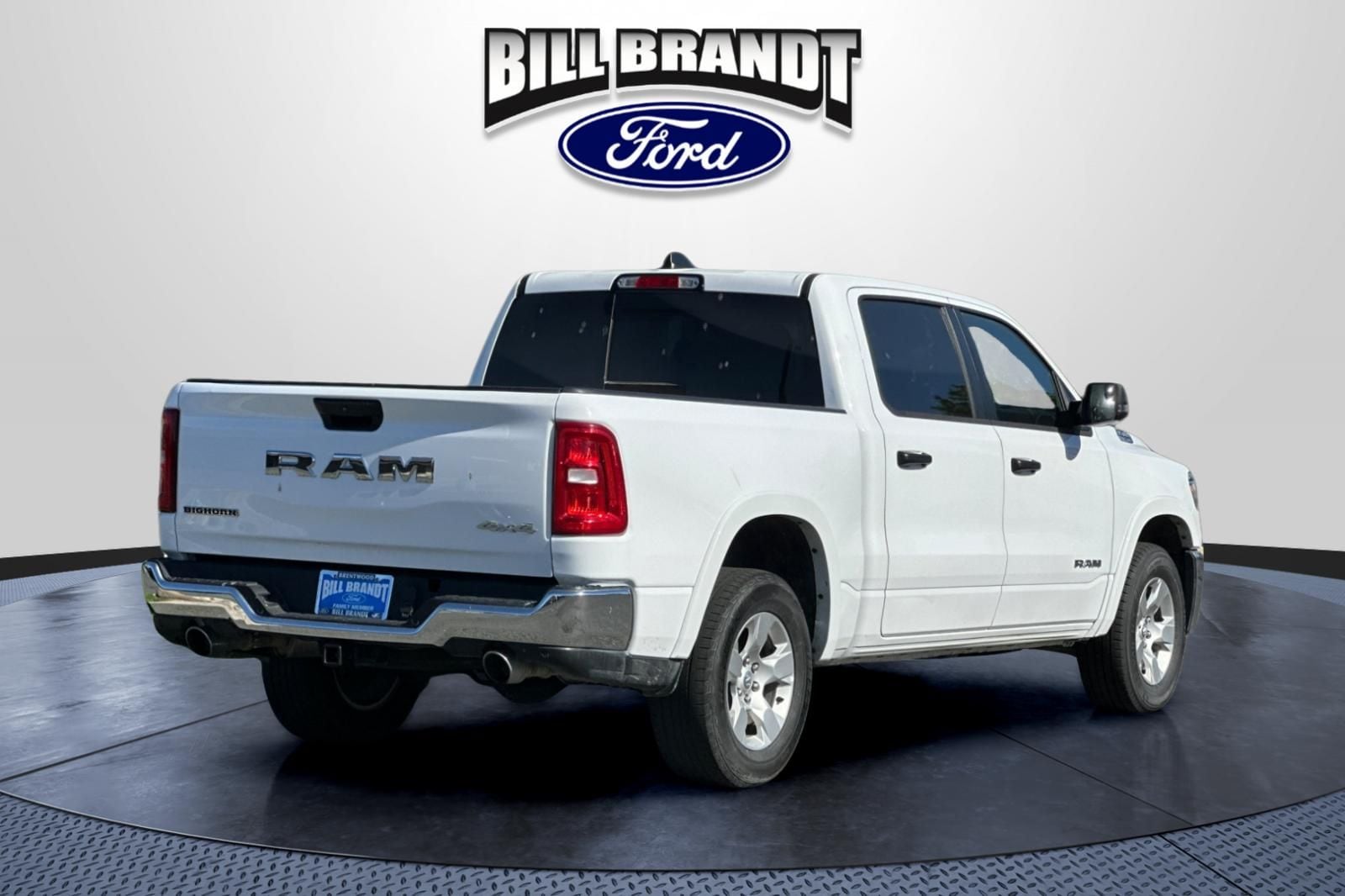 2025 Ram 1500 Big Horn/Lone Star photo 3