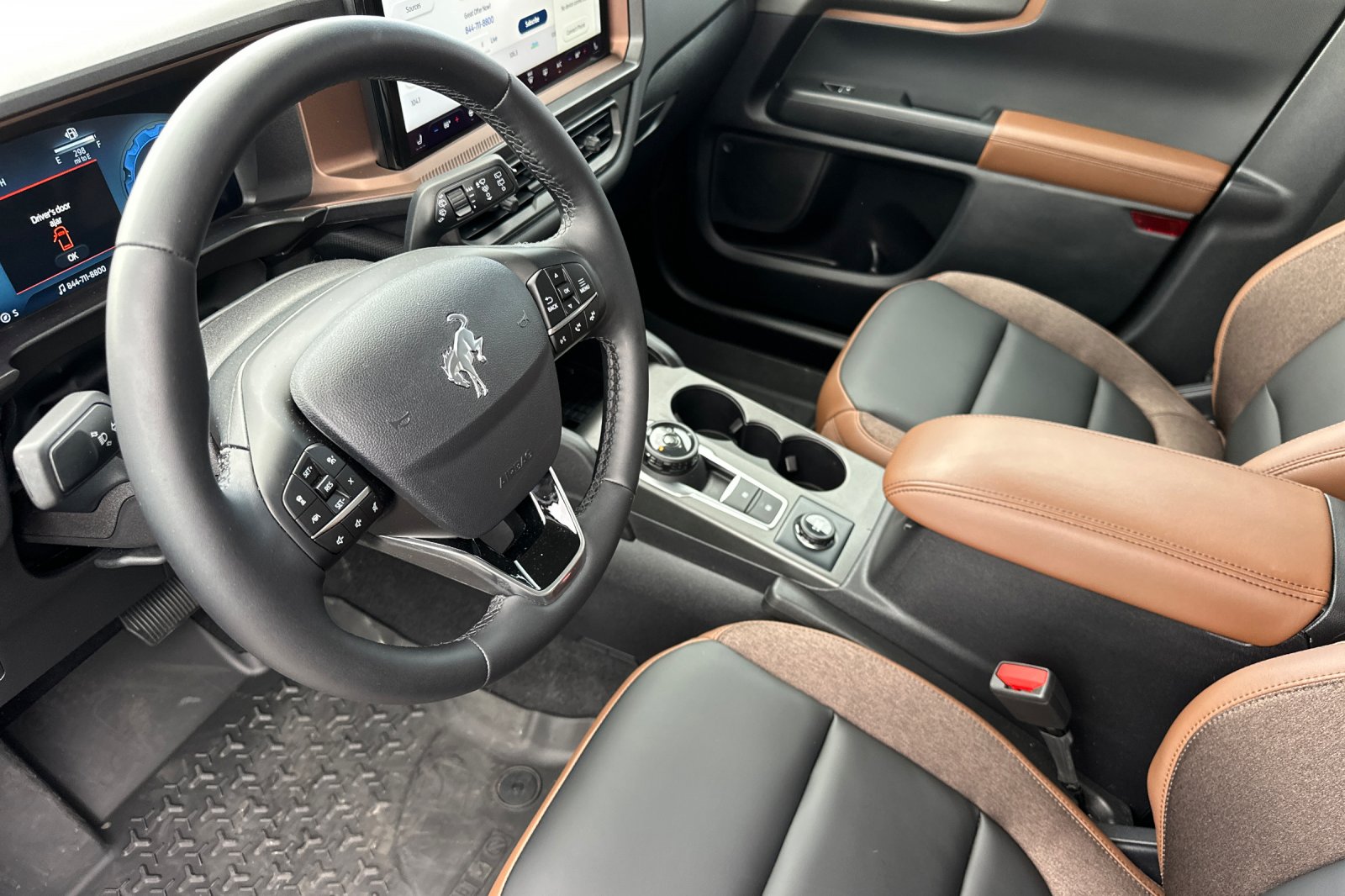 2025 Ford Bronco Sport Outer Banks photo 3