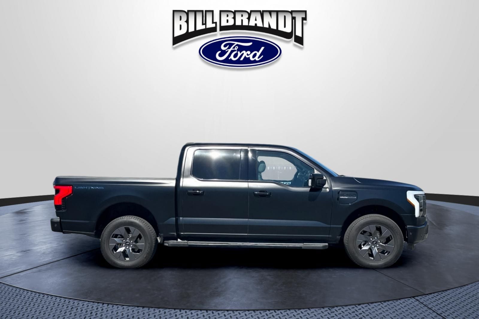Used 2022 Ford F-150 Lightning Lariat with VIN 1FTVW1EV2NWG10646 for sale in Brentwood, CA