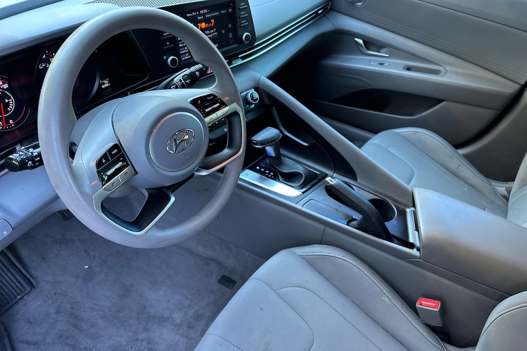 Used 2022 Hyundai Elantra SEL Sedan