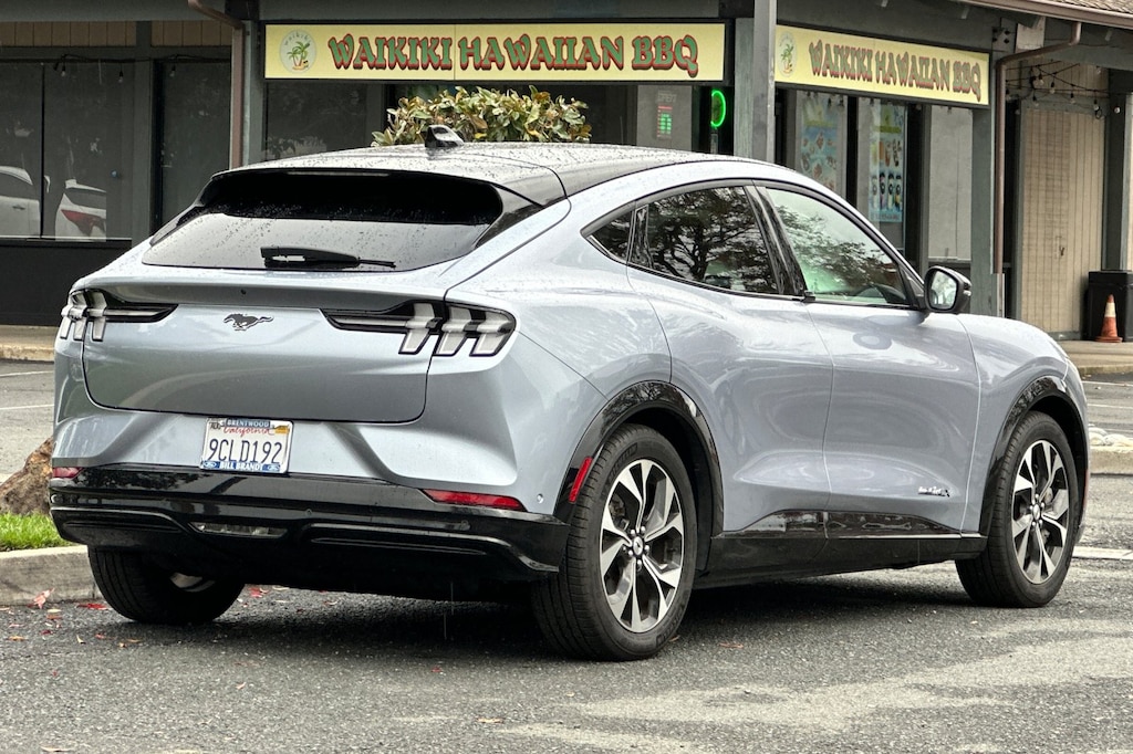 Used 2022 Ford Mustang Mach-E Premium SUV