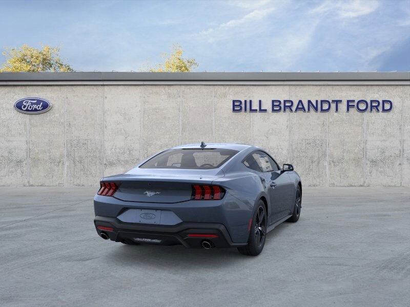2025 Ford Mustang EcoBoost photo 3