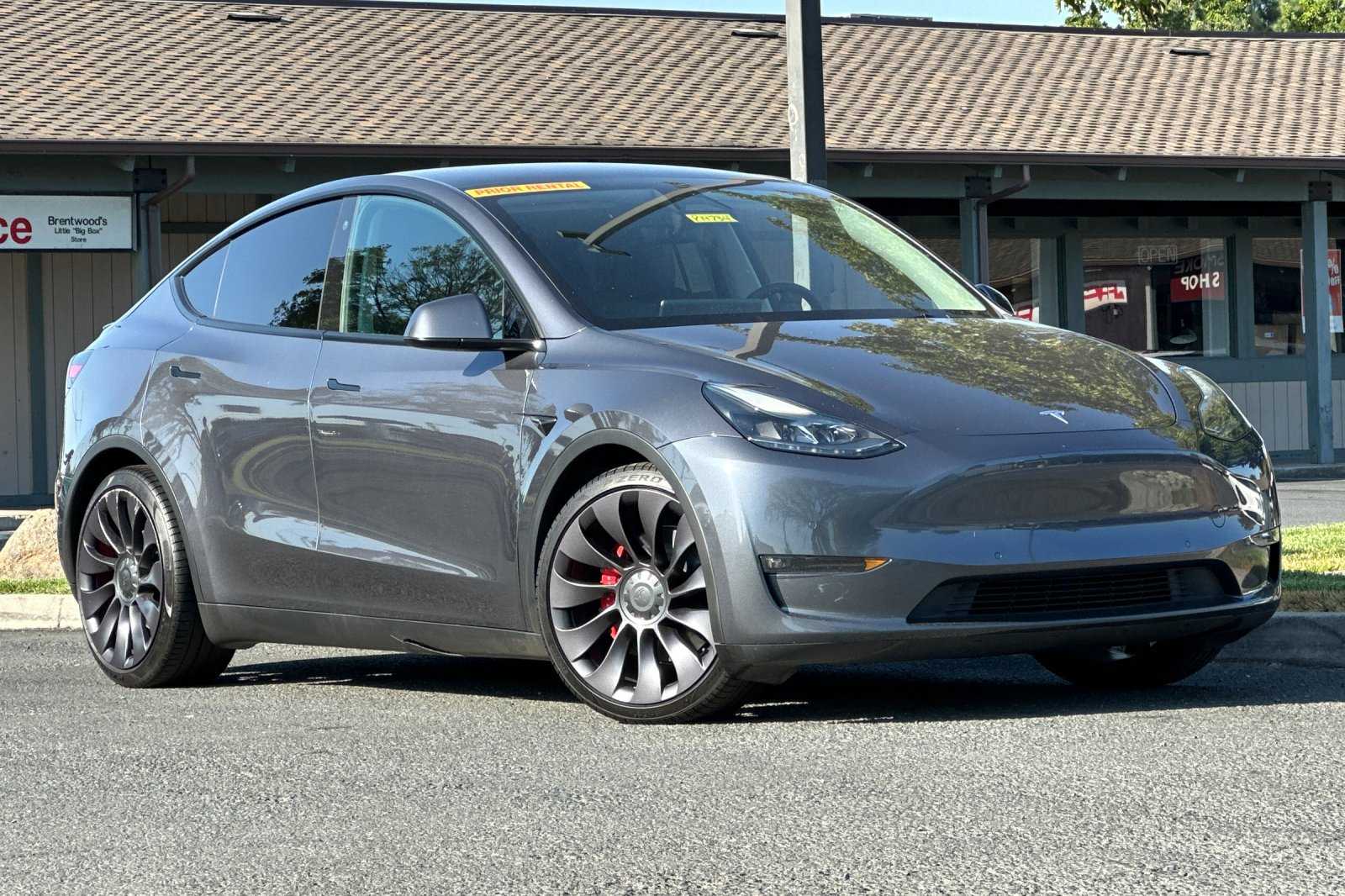 Used 2021 Tesla Model Y Performance with VIN 5YJYGDEF6MF240017 for sale in Kansas City