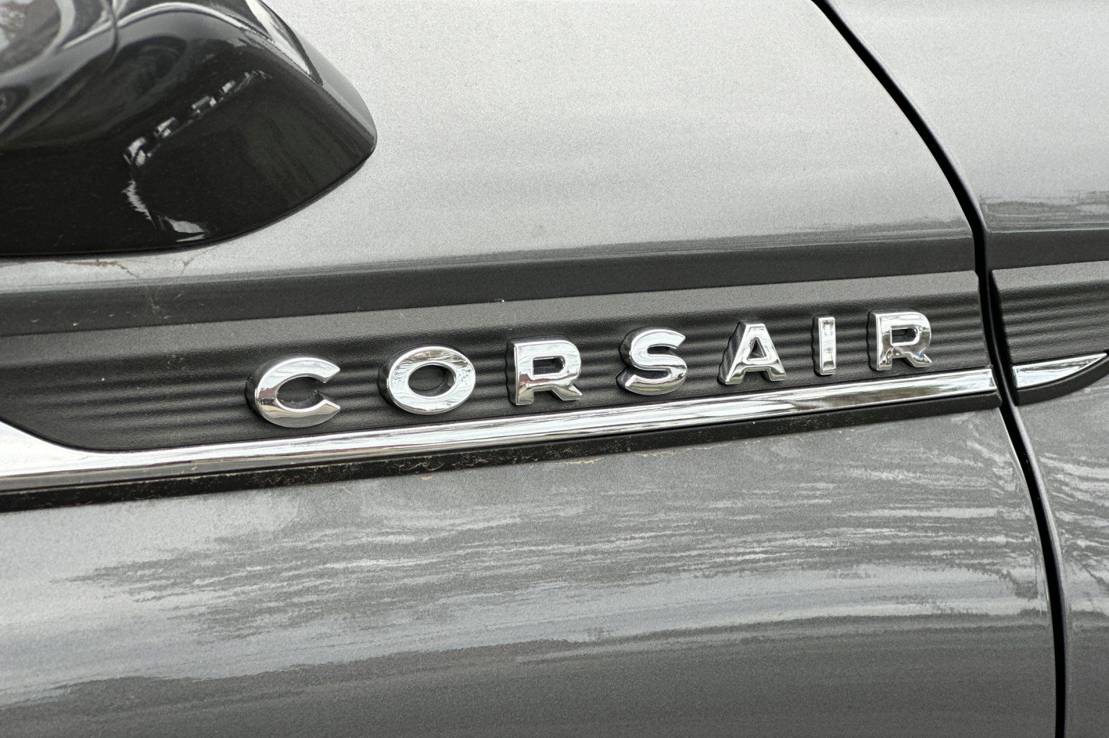 2025 Lincoln Corsair Premiere photo 3