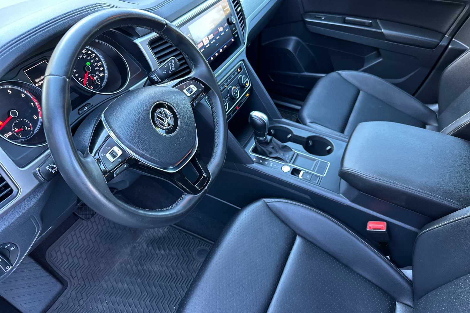 2019 Volkswagen Atlas SE photo 3