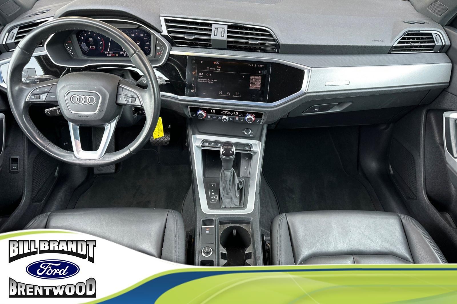 2023 Audi Q3 Premium photo 4