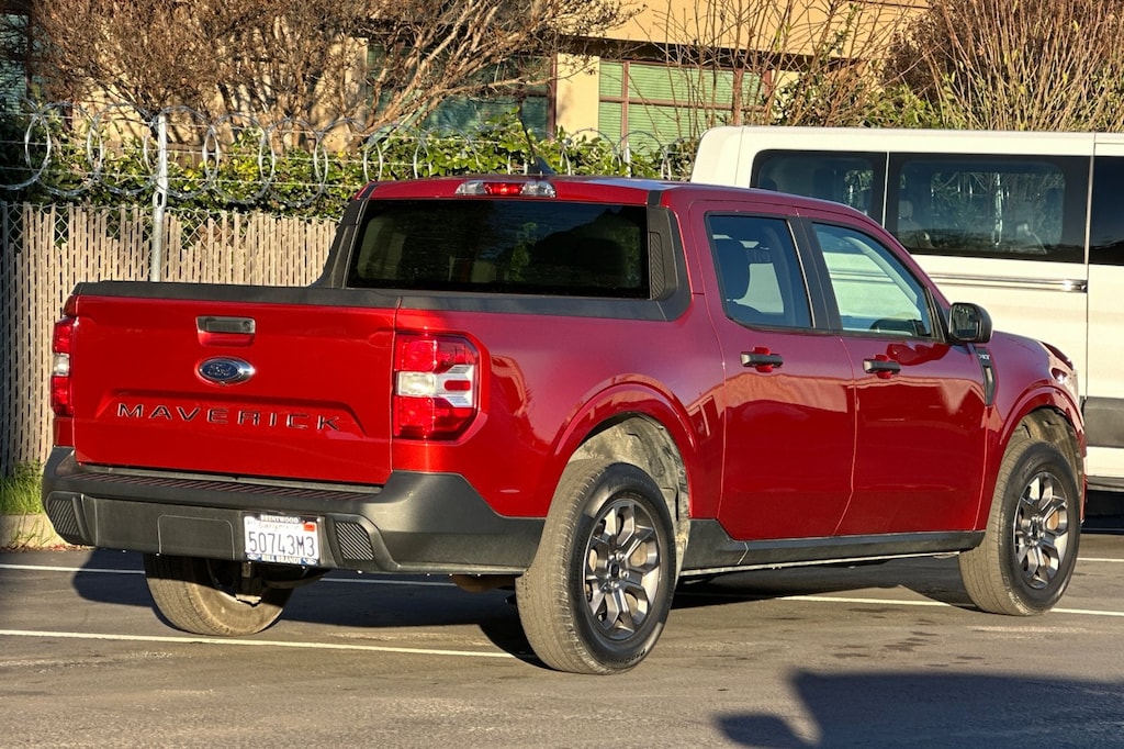 2022 Ford Maverick XLT photo 3