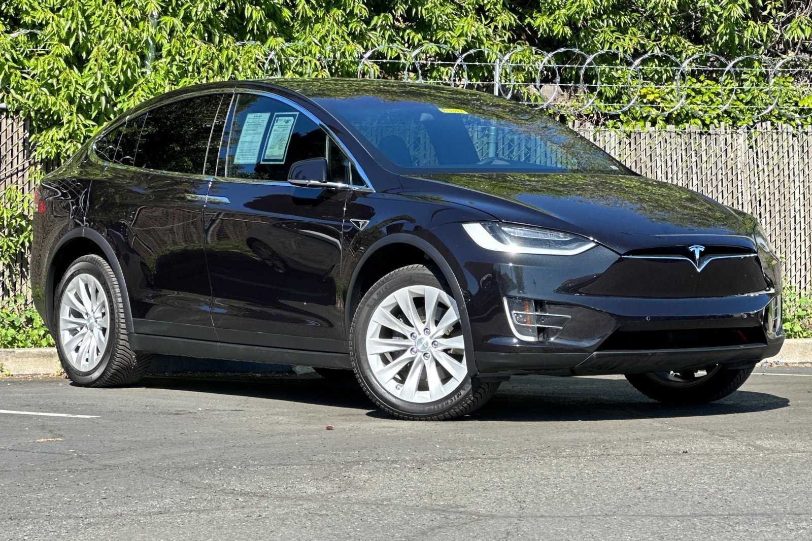Used 2016 Tesla Model X 75D with VIN 5YJXCBE2XGF015662 for sale in Brentwood, CA