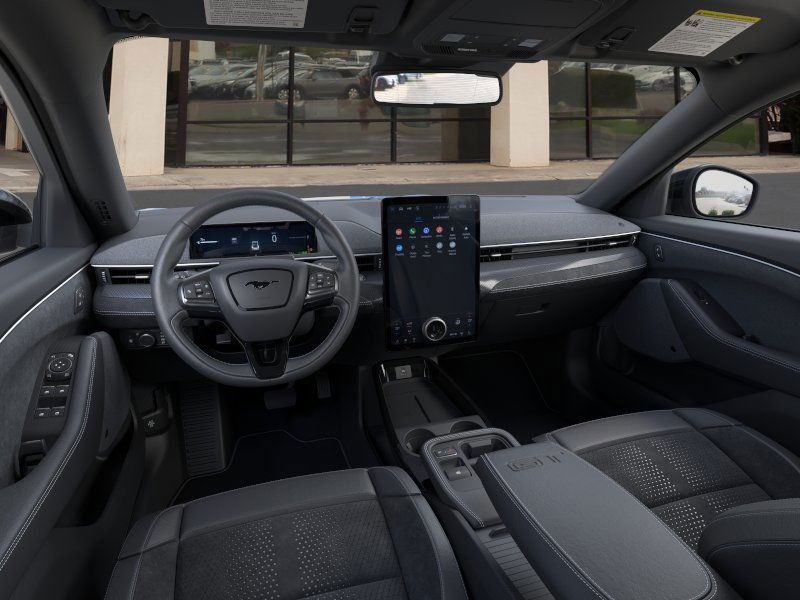 2025 Ford Mustang Mach-E GT - Photo 10