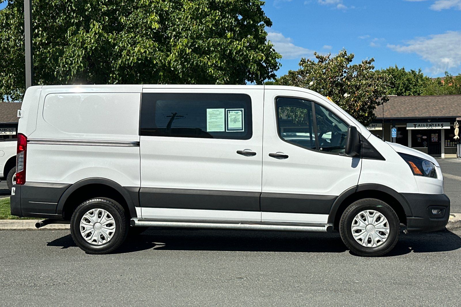 2024 Ford Transit-250 Base photo 5