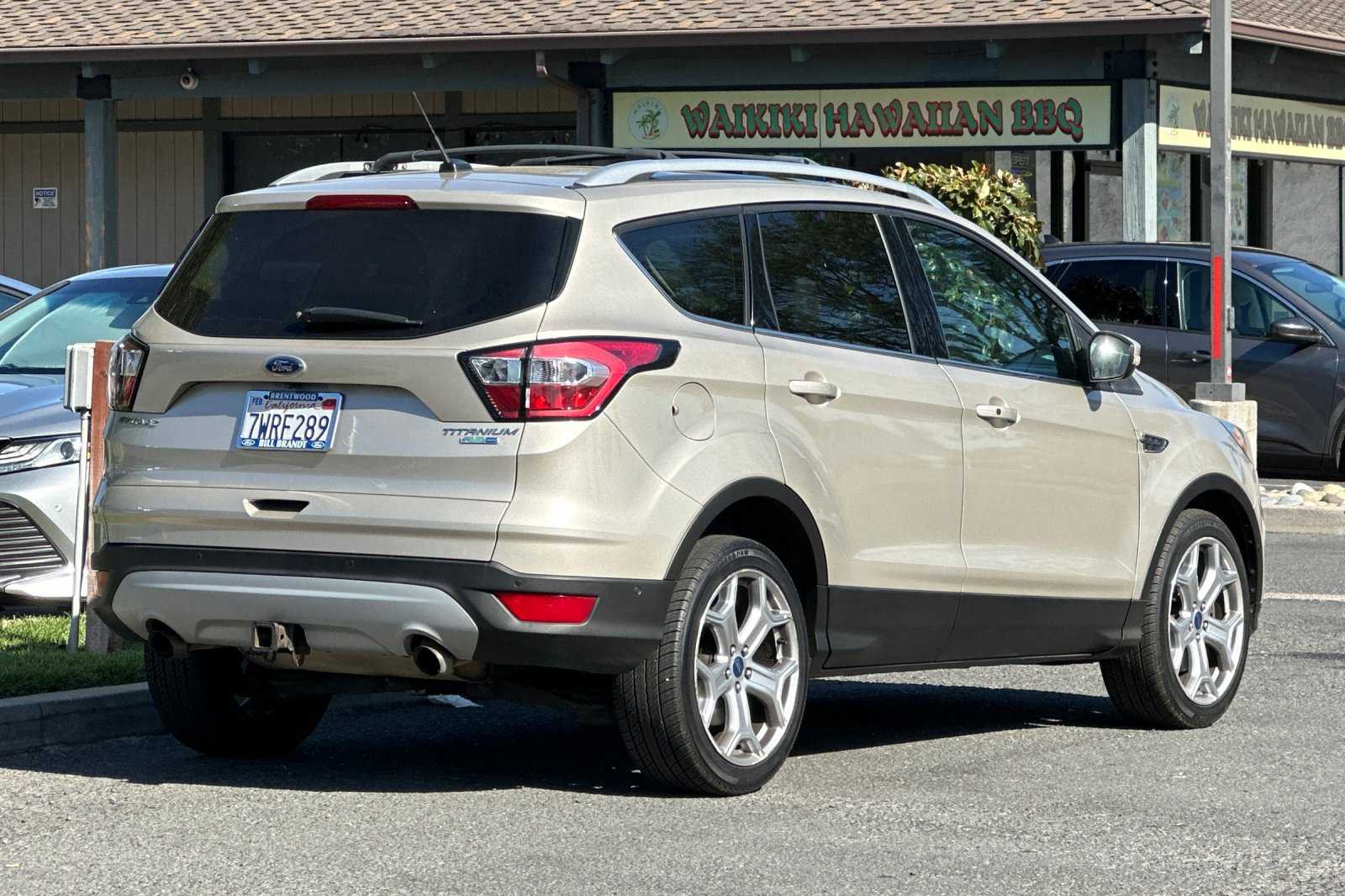 2017 Ford Escape Titanium photo 3
