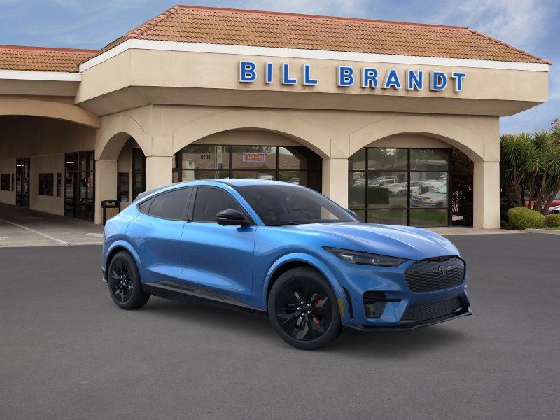 2025 Ford Mustang Mach-E GT - Photo 2