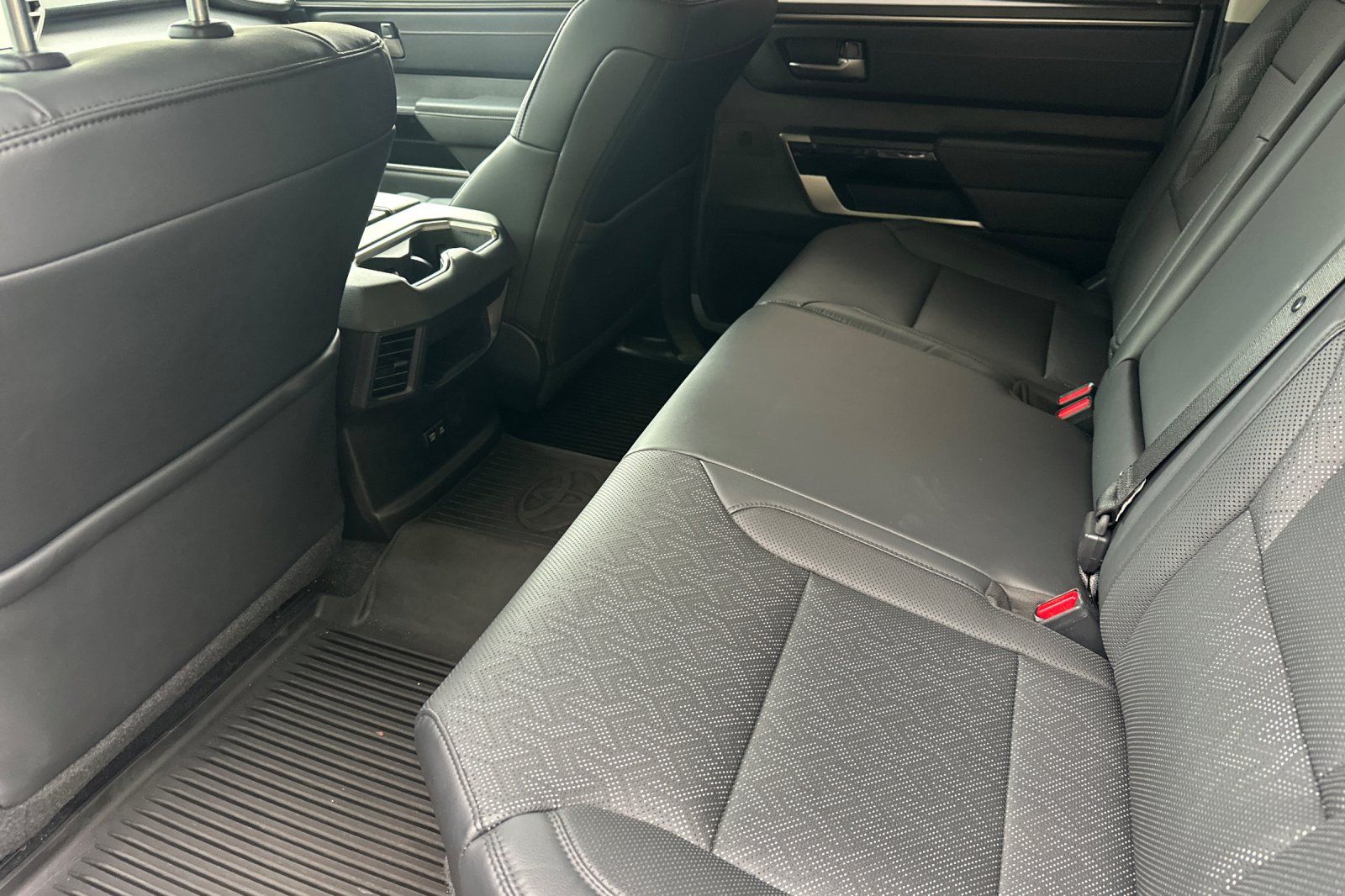 2024 Toyota Tundra Limited photo 6