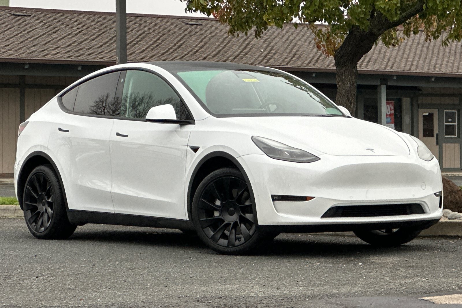 Used 2022 Tesla Model Y Long Range with VIN 7SAYGDEE3NF561640 for sale in Brentwood, CA