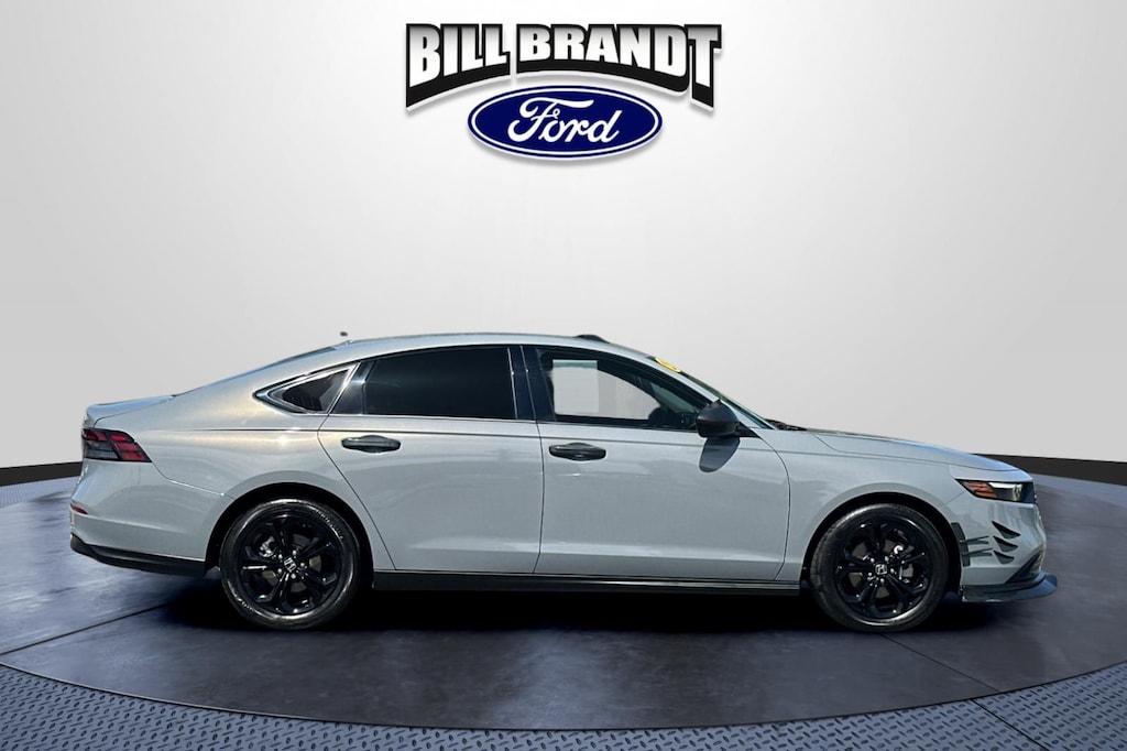 Used 2025 Honda Accord SE Sedan