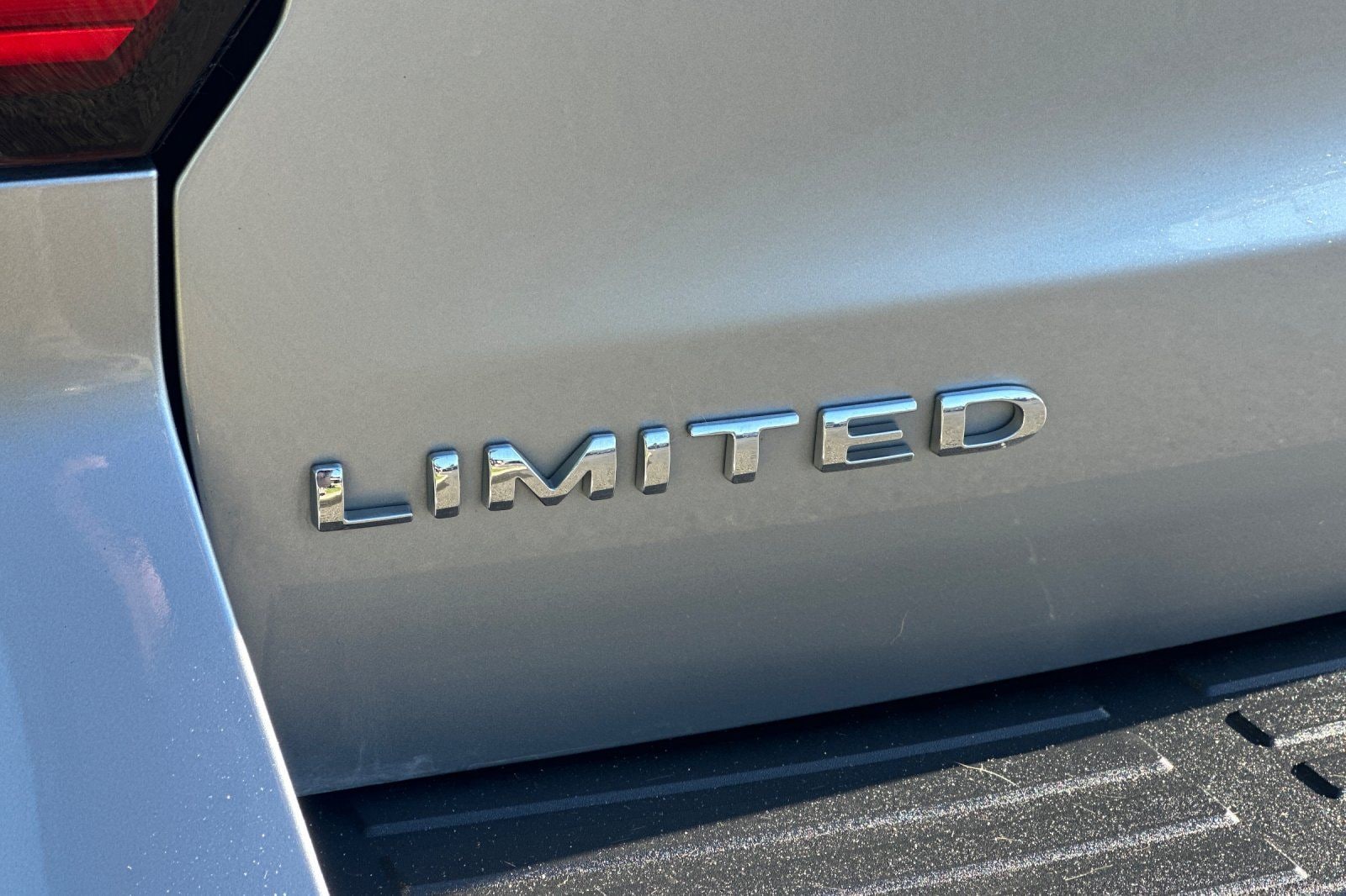 2023 Ford Expedition Limited photo 3