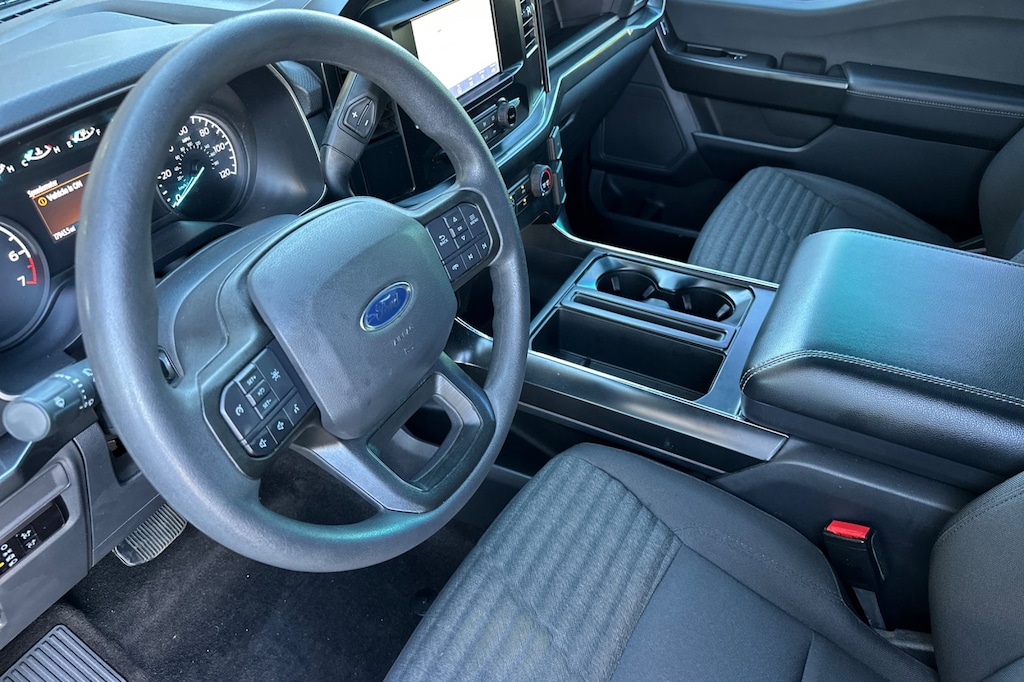 2023 Ford F-150 XL photo 4