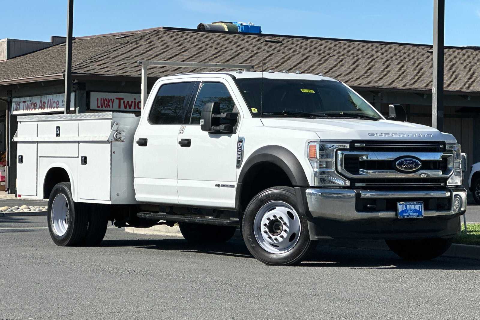 2022 Ford F-450 photo 2