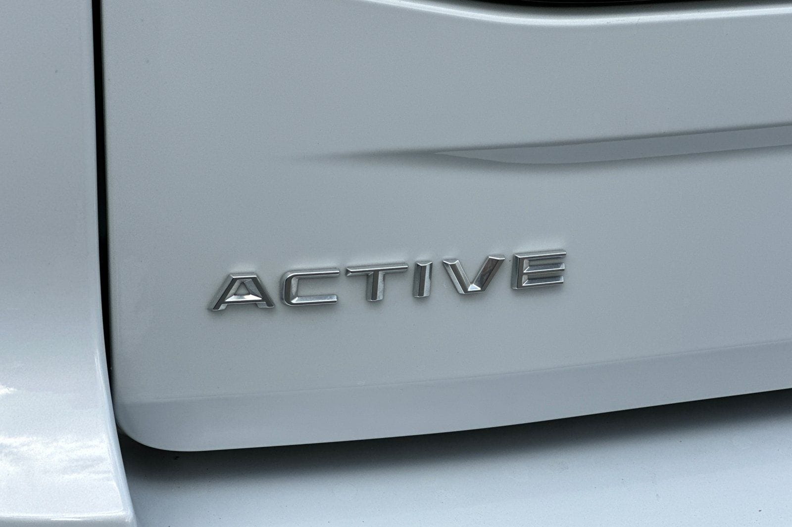 2025 Ford Expedition Active photo 3