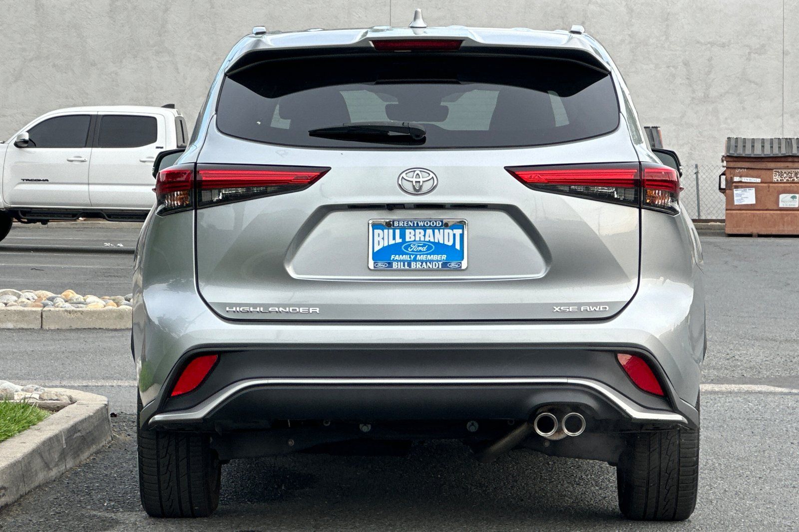 2021 Toyota Highlander XSE photo 6
