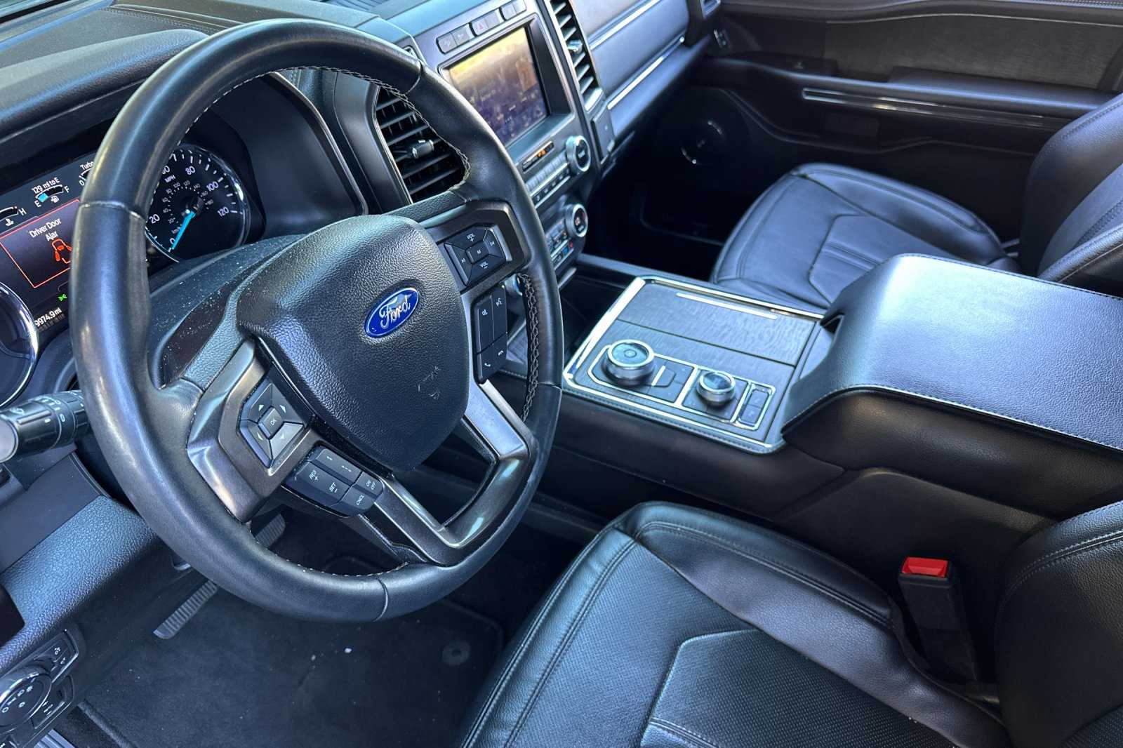 2021 Ford Expedition Limited photo 3