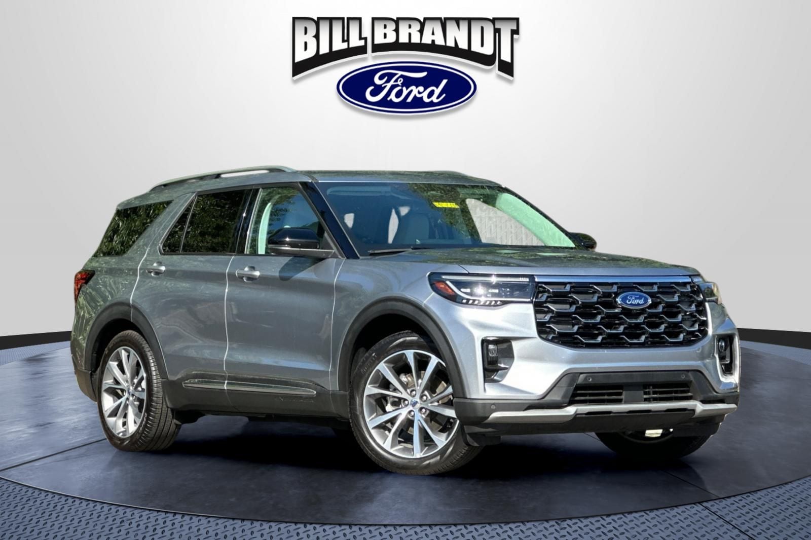 2025 Ford Explorer Platinum (PL535)'s photo