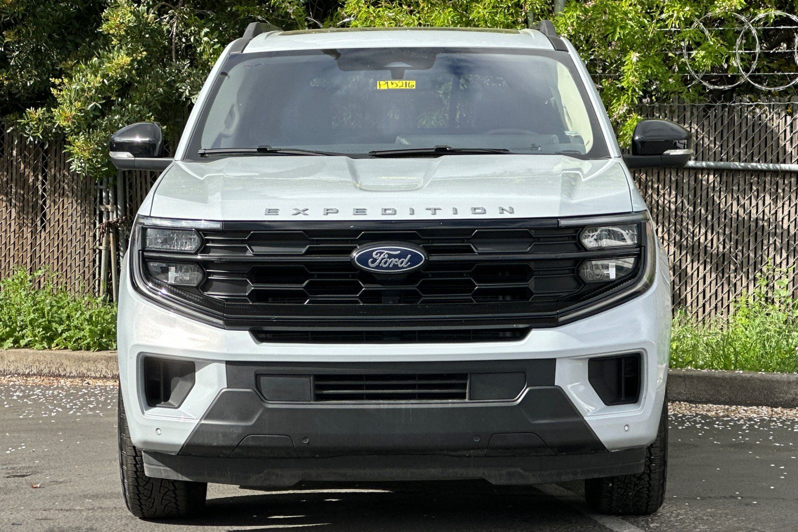 2025 Ford Expedition Active photo 4