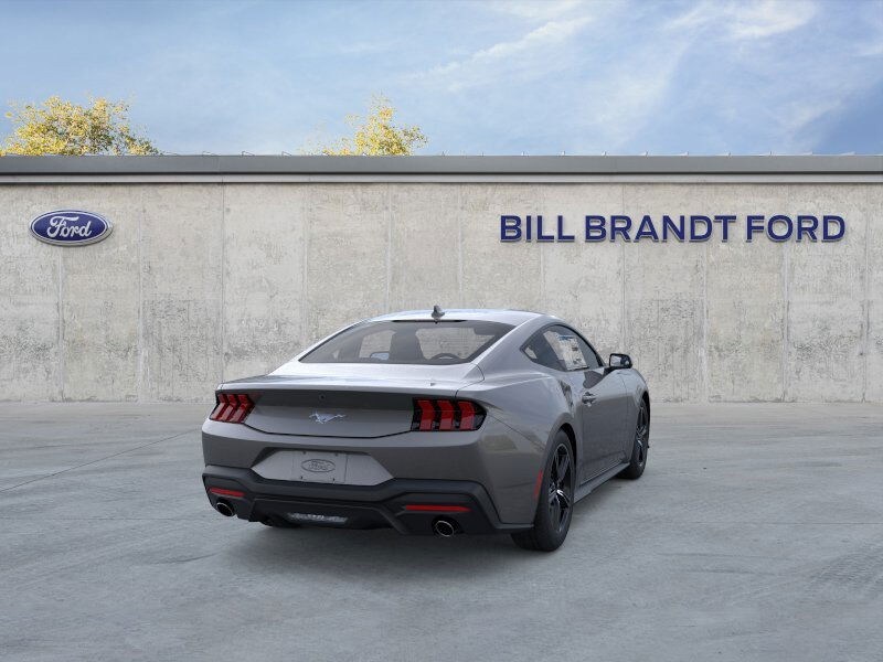 2025 Ford Mustang EcoBoost photo 3