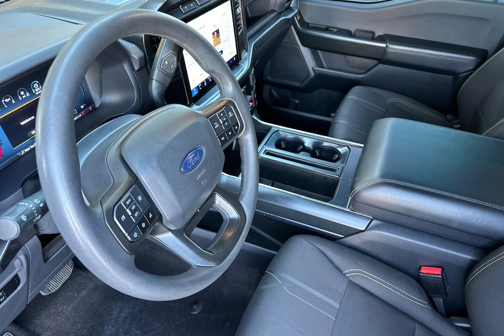 2024 Ford F-150 STX photo 4