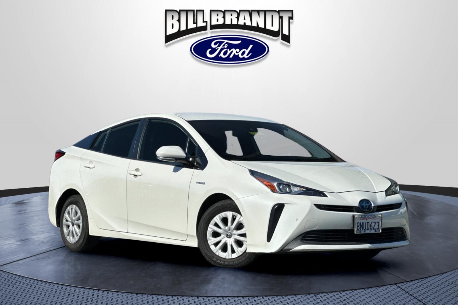 2020 Toyota Prius LE FWD's photo