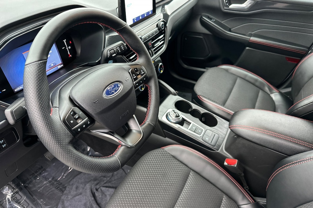 Used 2025 Ford Escape Hybrid ST-Line SUV