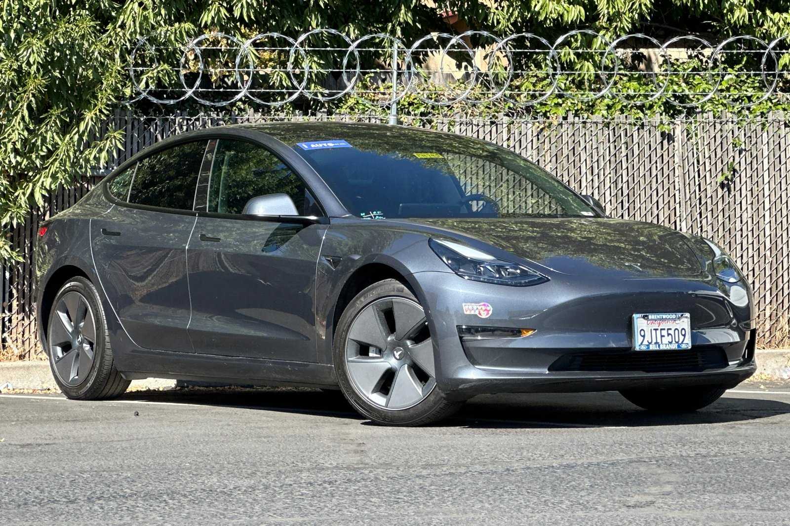 Used 2023 Tesla Model 3 Base with VIN 5YJ3E1EA7PF659047 for sale in Brentwood, CA
