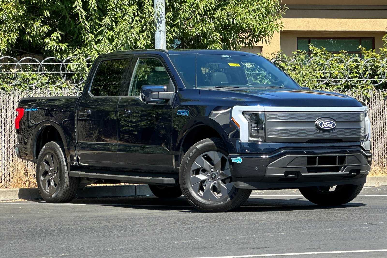 Used 2024 Ford F-150 Lightning Lariat with VIN 1FT6W5L7XRWG16880 for sale in Brentwood, CA