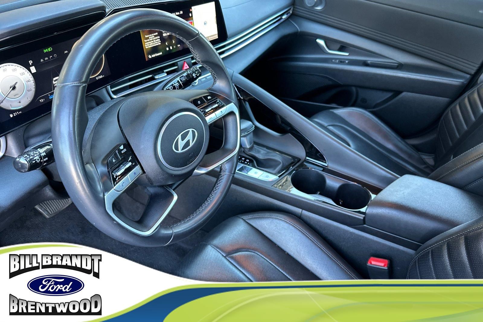 2024 Hyundai Elantra Limited photo 2