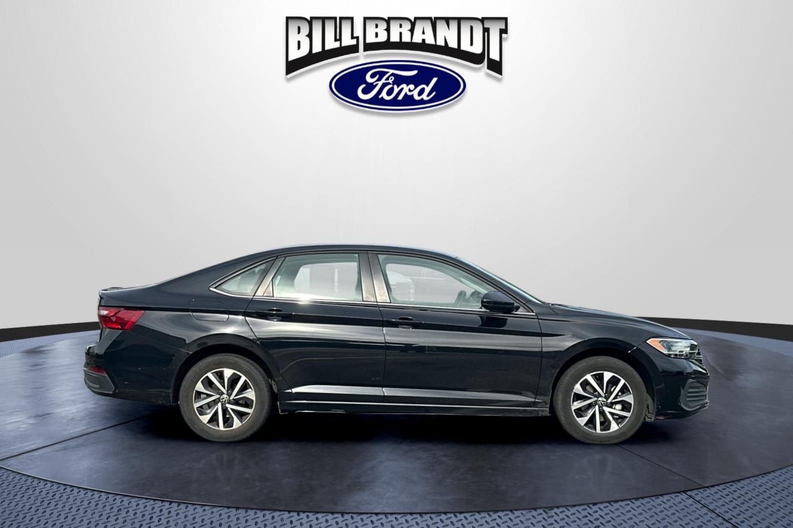 Used 2024 Volkswagen Jetta S with VIN 3VW5M7BU5RM003566 for sale in Brentwood, CA