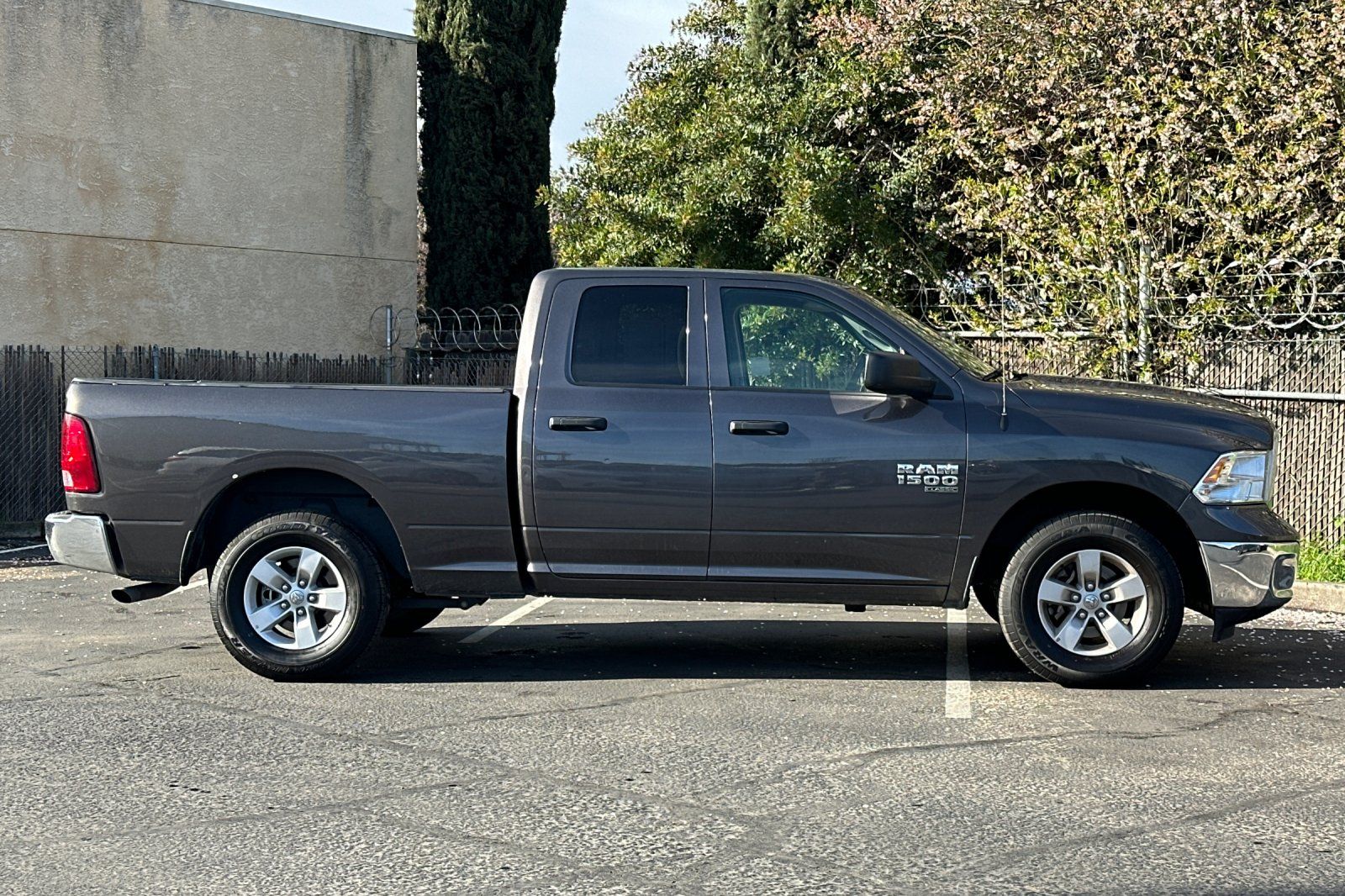 2024 Ram 1500 Classic SLT photo 5