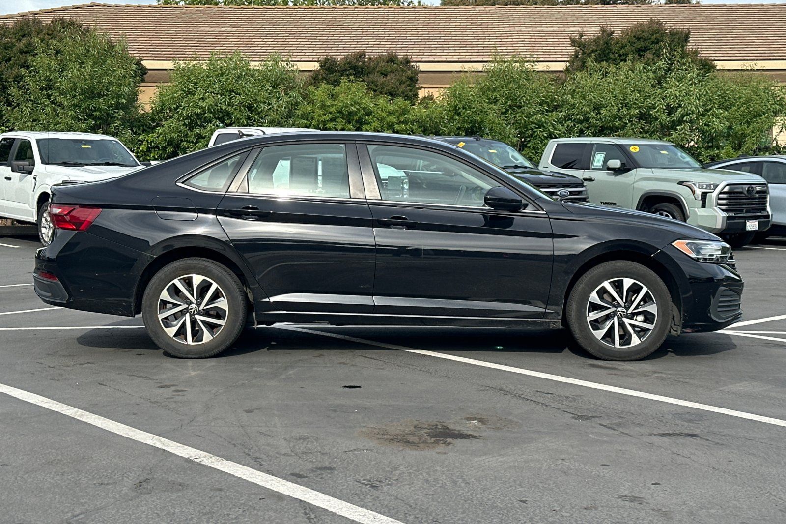 3VW5M7BU5RM003566