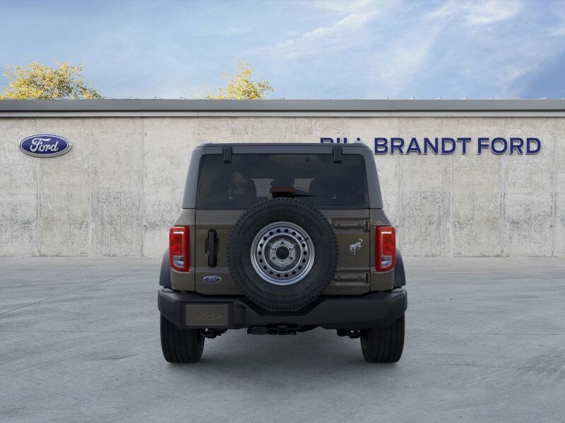 2025 Ford Bronco Base photo 3
