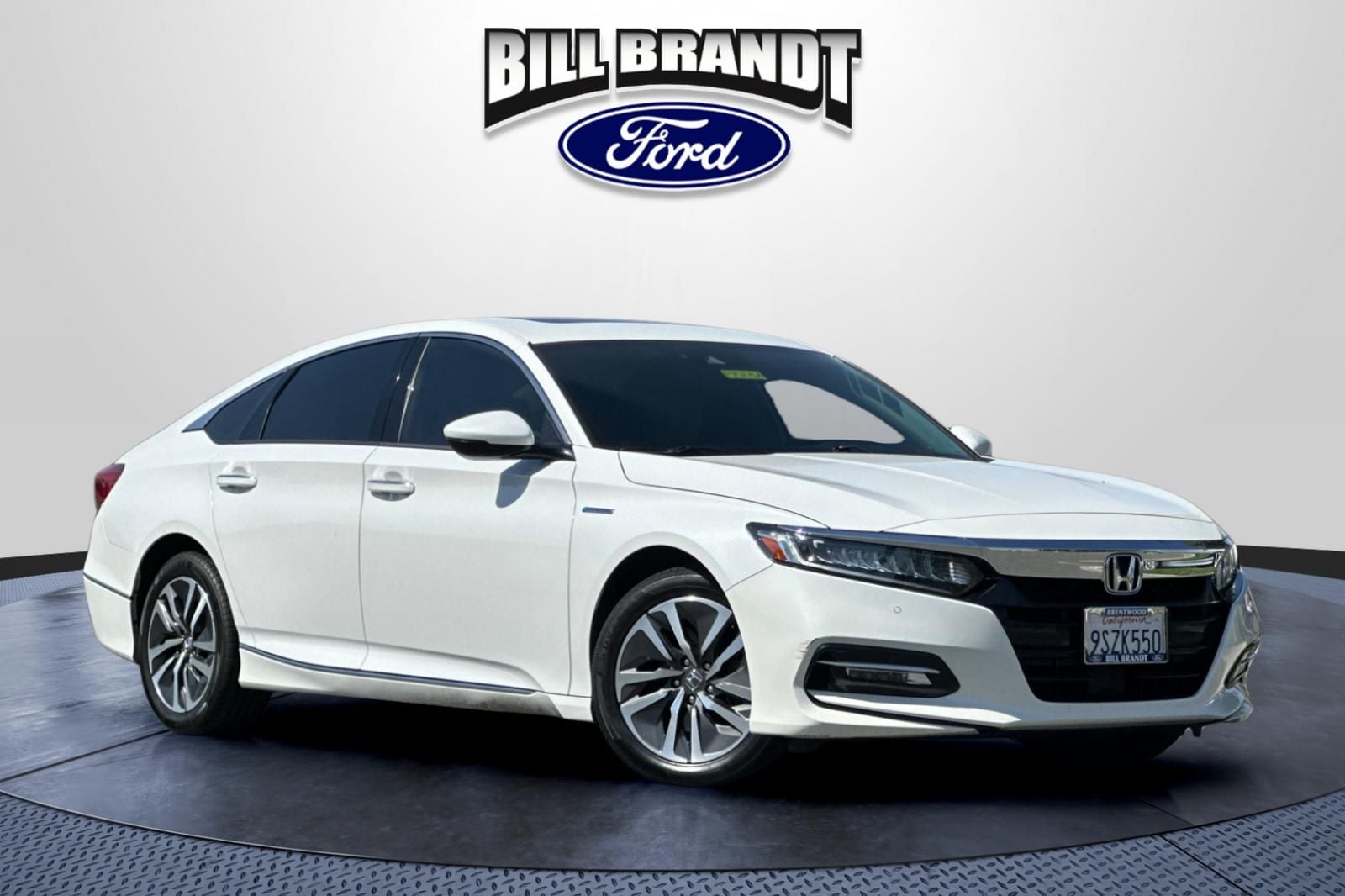2019 Honda Accord Hybrid Touring's photo