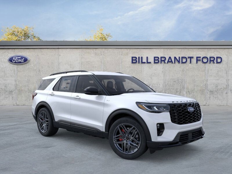 2025 Ford Explorer ST-Line photo 2