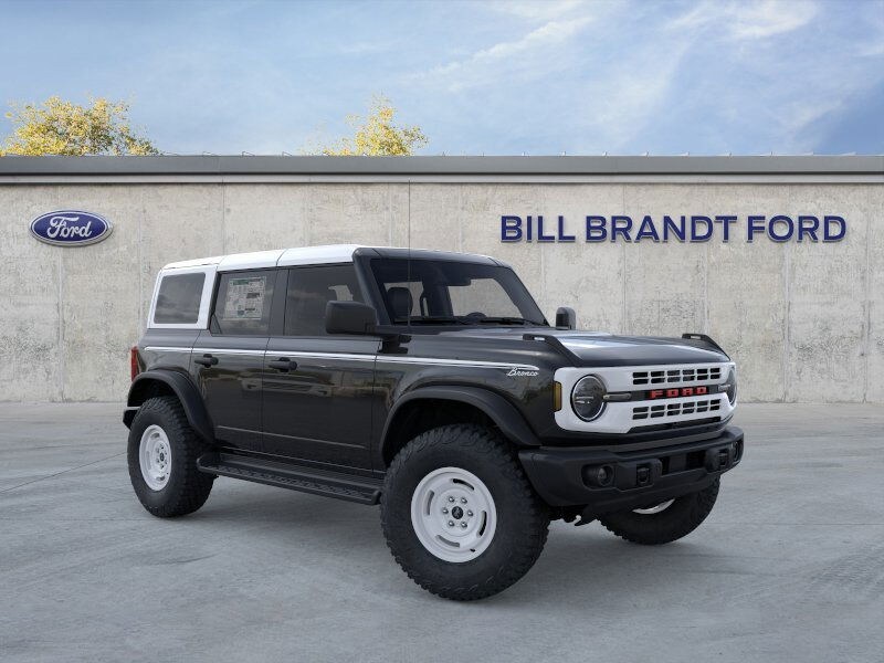 2025 Ford Bronco Heritage First Edition photo 2