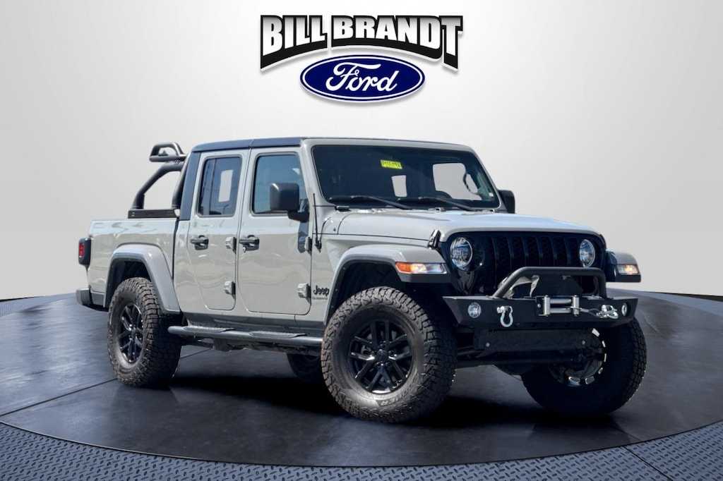 Used 2022 Jeep Gladiator Sport Truck