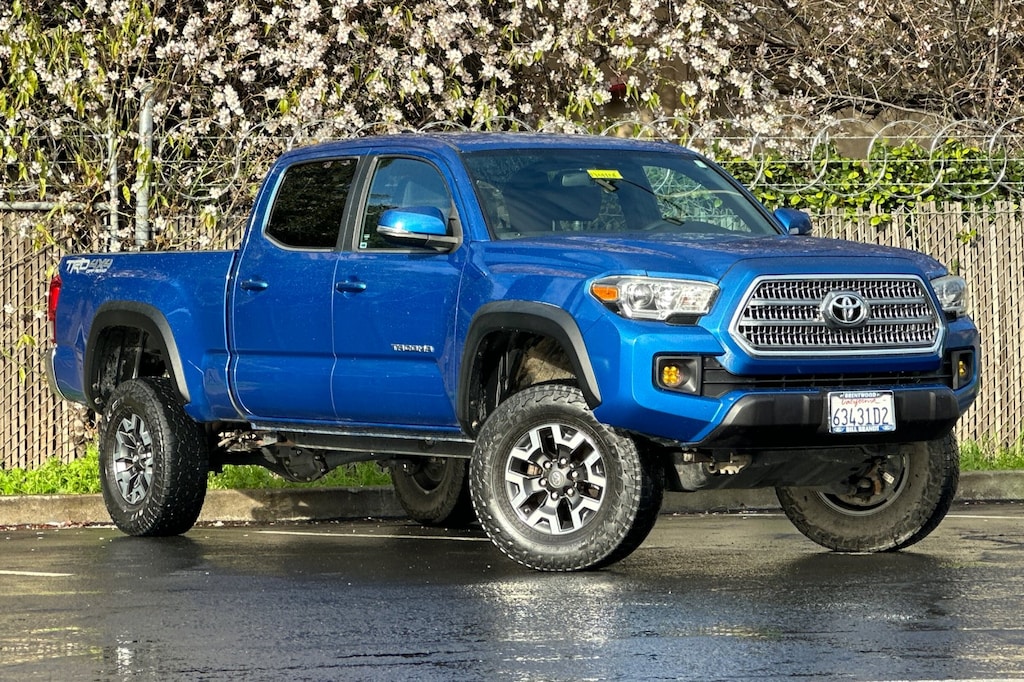 Used 2017 Toyota Tacoma TRD Off-Road Truck