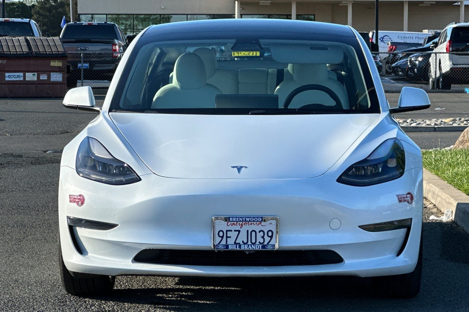 2023 Tesla Model 3 Base photo 4