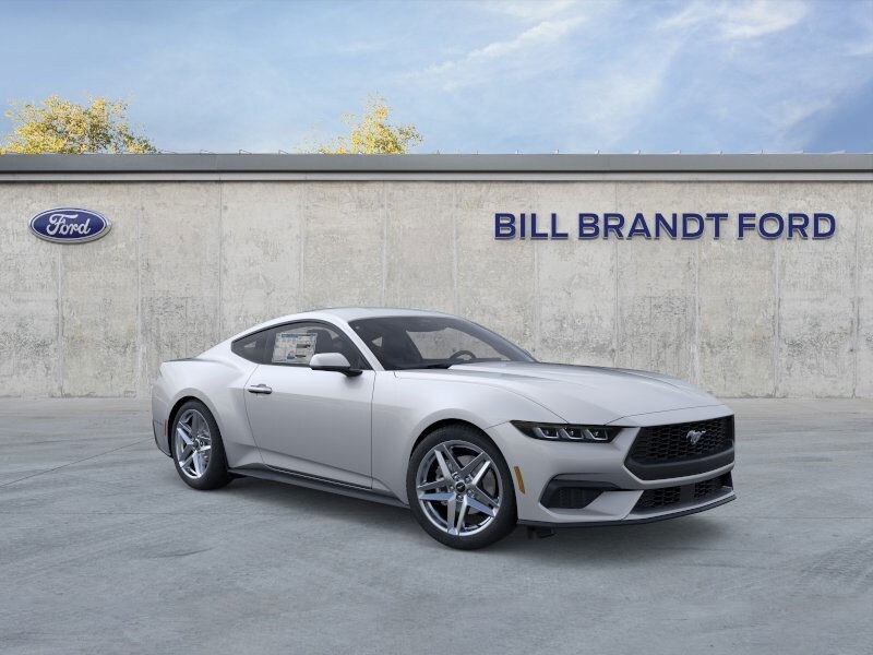 2025 Ford Mustang EcoBoost photo 2